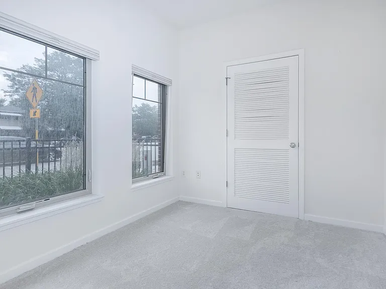 602 N Midvale Blvd — Photo 4