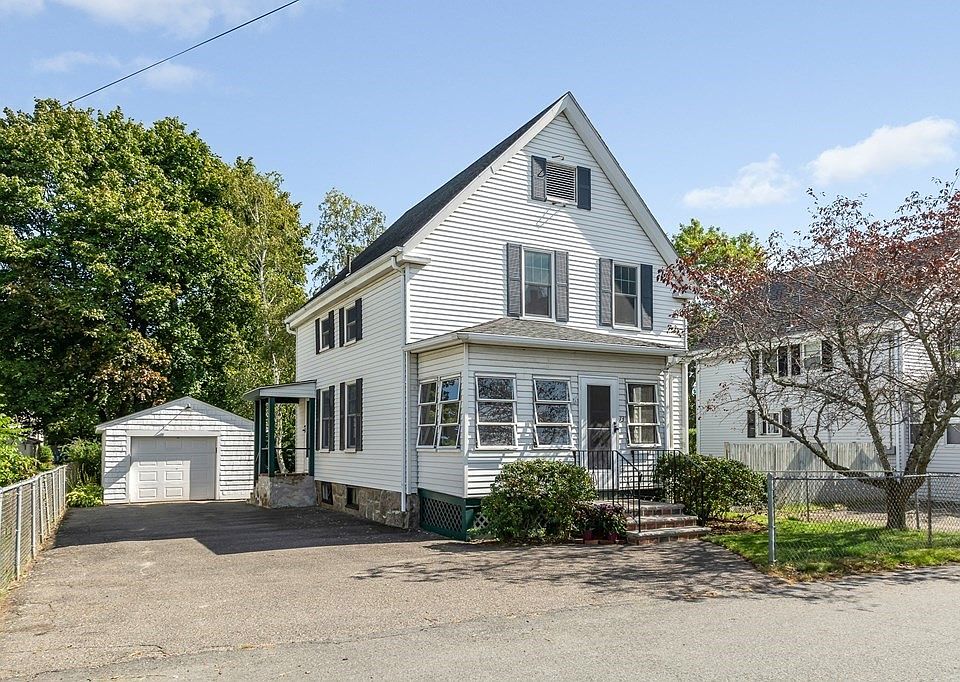 1st image of 13 Tuckers Ct