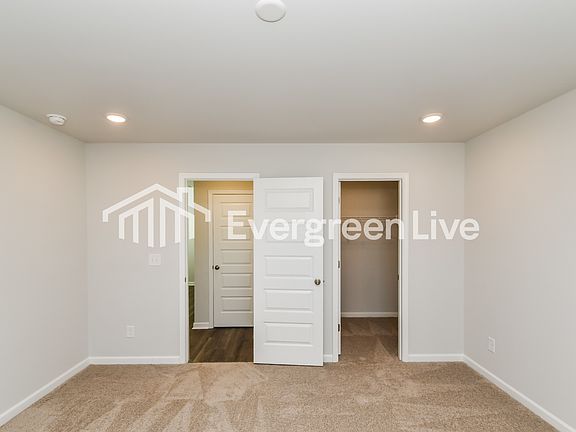 5th image of 552 Hodge Rd