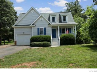 2240 Lakeview Dr, Powhatan, VA 23139