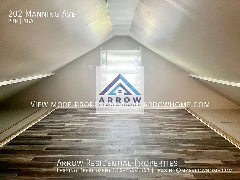 202 Manning Ave — Photo 10