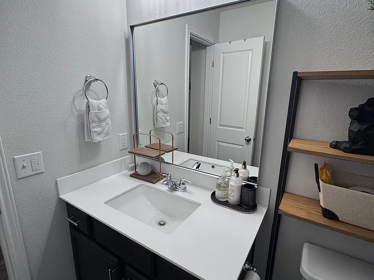 6301 Arbor Crest Ln — Photo 18