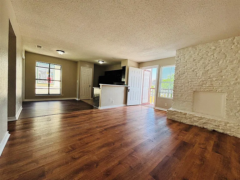 10010 Brownie Dr #D — Photo 1