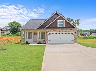 1132 New Basin Dr, Inman, SC 29349