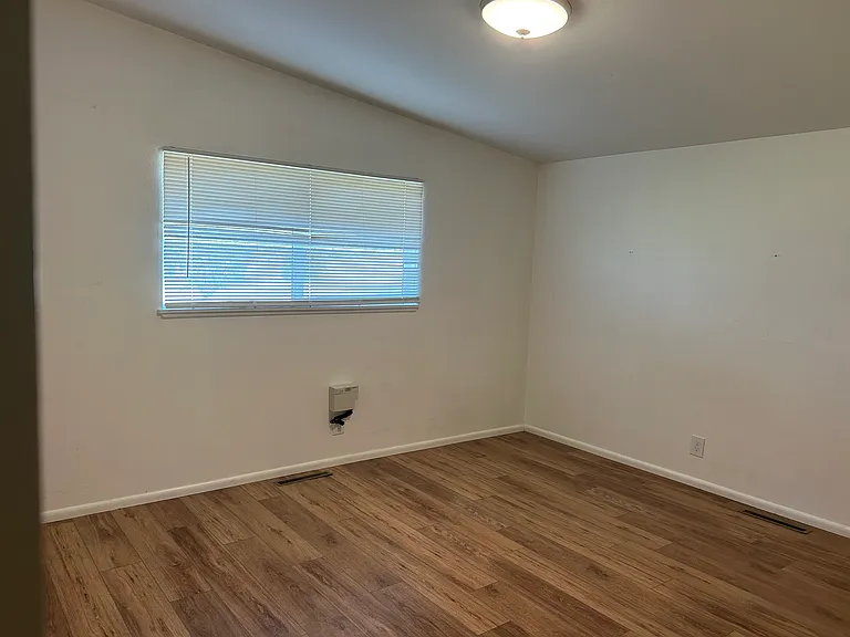 202 Pleasant Way — Photo 9