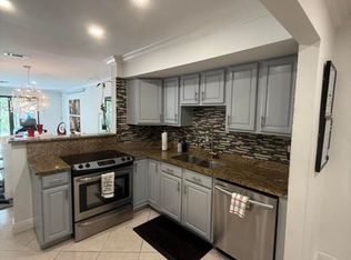 12394 Westhampton Cir, Wellington, FL 33414