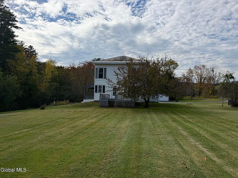 2nd image of 822 Tarbell Hill Road
