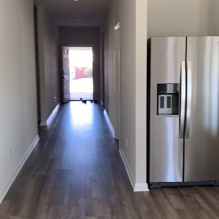 2nd image of 10407 Mager Ln