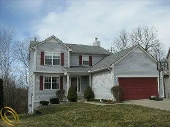 1773 Norton Creek Ct, Wixom, MI 48393