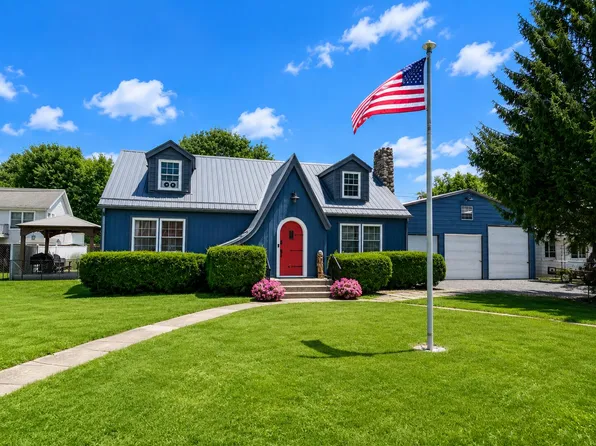 128 Clermont Ave, Russells Point, OH 43348