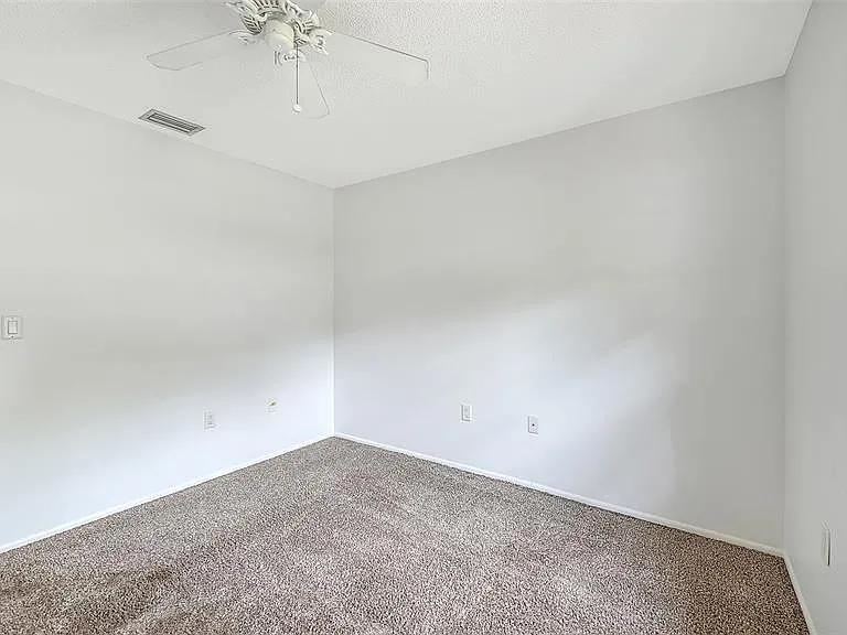 5010 Barrington Cir #2001 — Photo 27