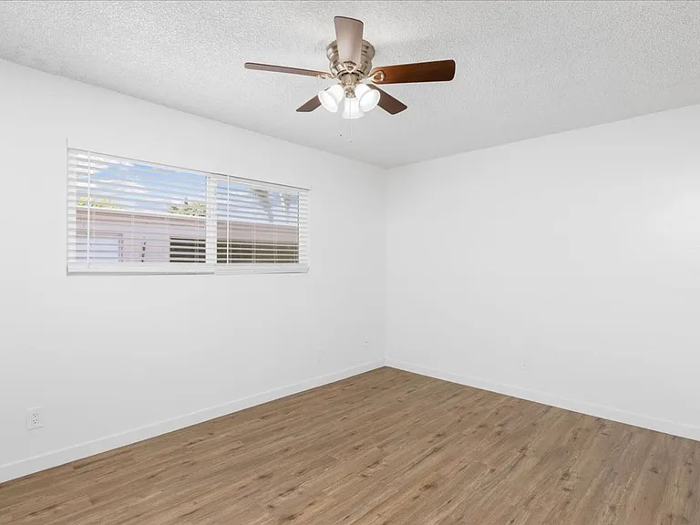 1309 S Juniper St — Photo 12