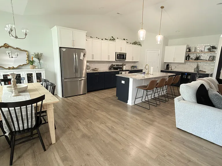 108 Godwin Ct — Photo 8