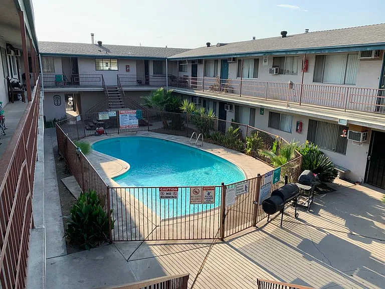 7350 Valaria Dr — Photo 1