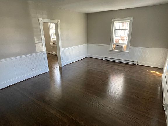 5th image of 127 W Cleveland Ave