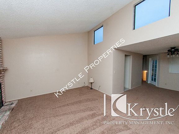 3rd image of 153 White Pine Dr