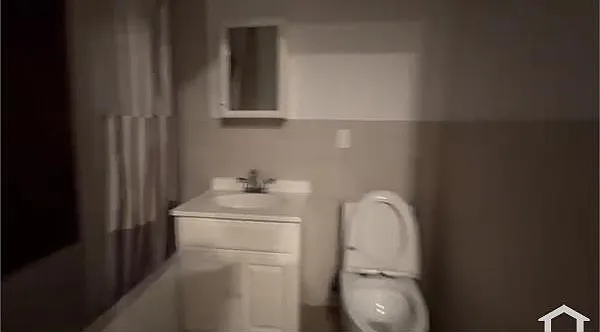 Studio, 600 sqft, $2,479 — Photo 3