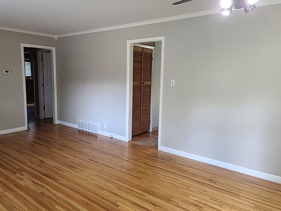 New Paint Livingroom