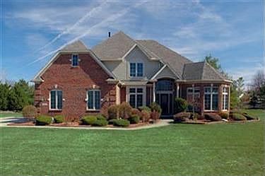 1st image of 3371 Excalibur Ave