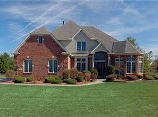 3371 Excalibur Ave, Westlake, OH 44145