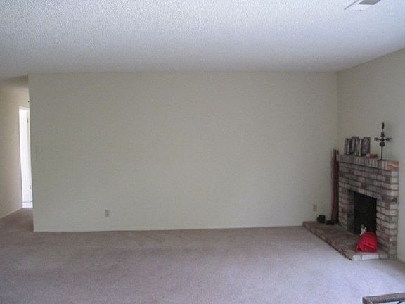 4th image of 17070 Aspen Way