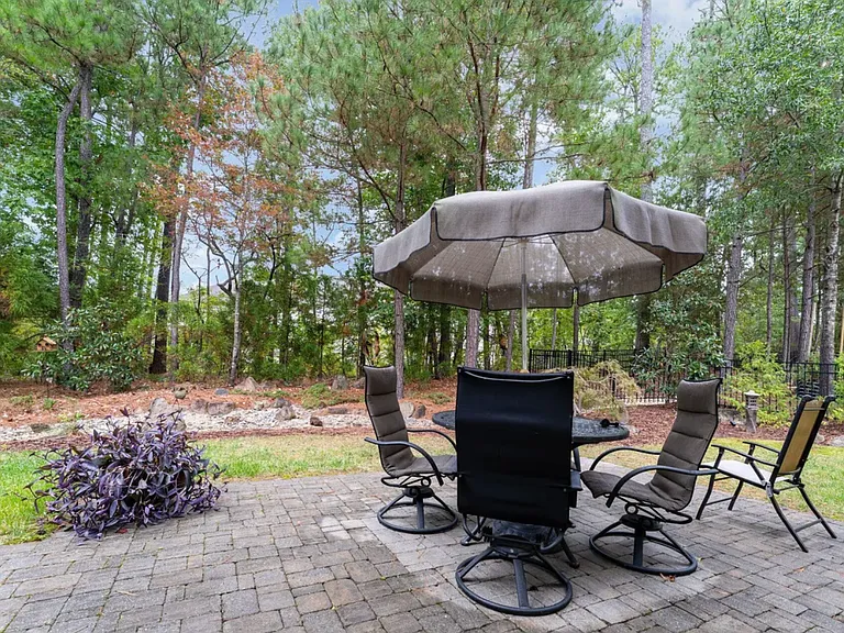 524 Summer Harvest Ct — Photo 37