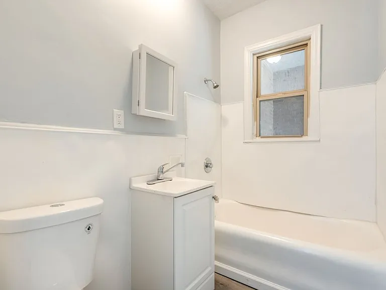 2840 S Moreland Blvd #3 — Photo 10