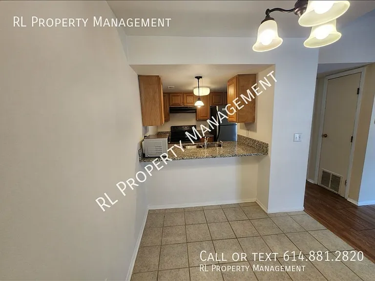 1055 Merrimar Cir N #E — Photo 6