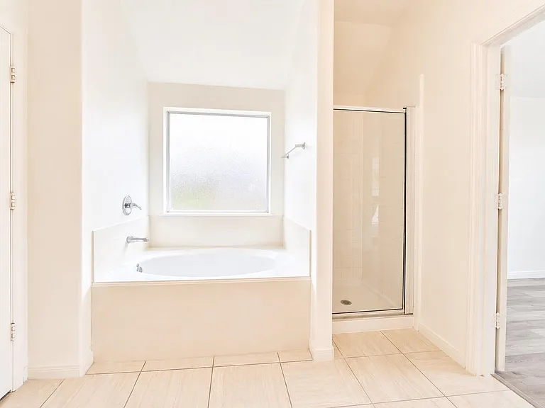 7219 Brookville Ln — Photo 15