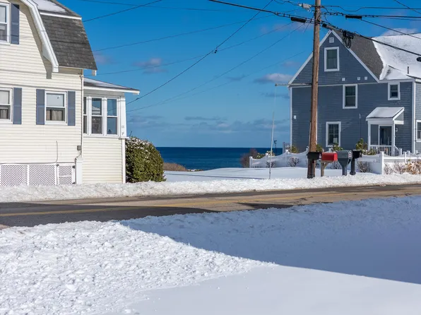 105 Broadway, York, ME 03909