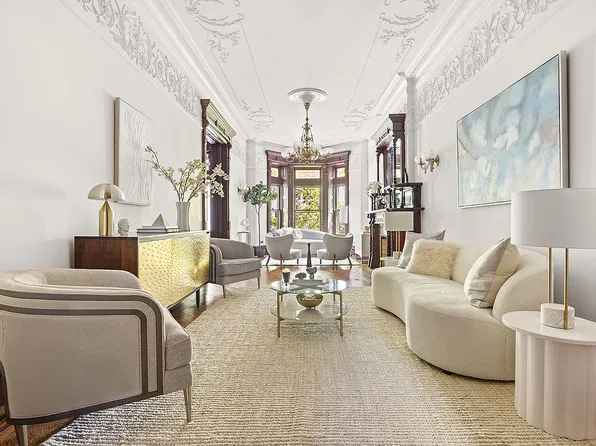 16 8th Ave, Brooklyn, NY 11217