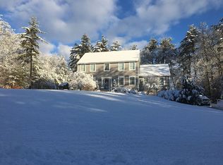 30 Primrose Ln, Pelham, NH 03076