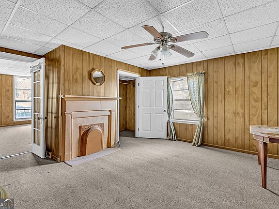 5th image of 510 Edgewood Ave #A