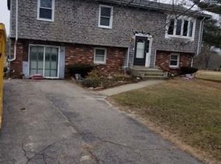 907 Sanford Rd, Westport, MA 02790