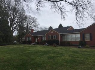 3009 Meadowview Cir, Meadowview Estates, KY 40220