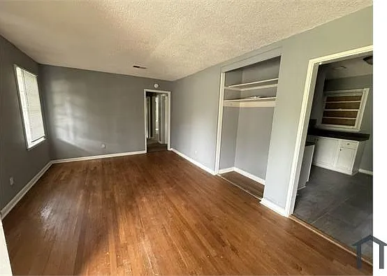 3285 Ashland St — Photo 7
