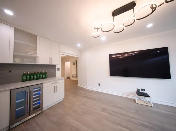 2553 East 7th Street image 5 of 38