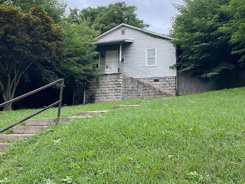1st image of 3821 Hampton Ave