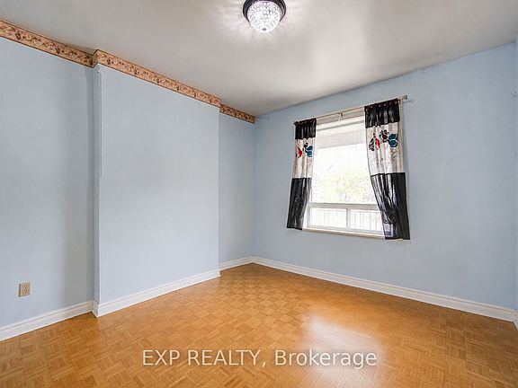 5th image of 170 Wallace Ave