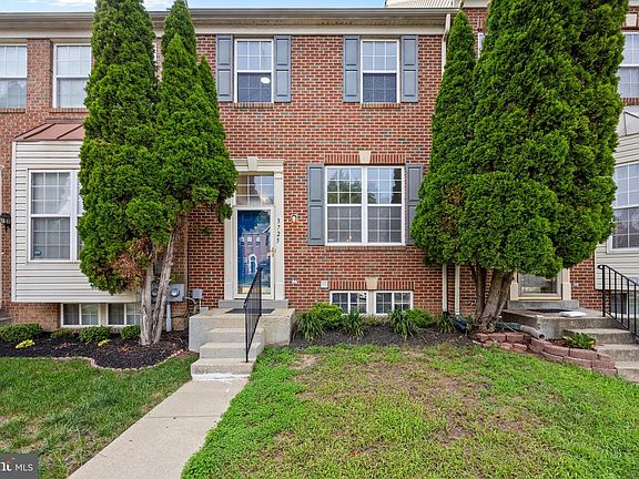 2nd image of 3725 Midlothian Pl
