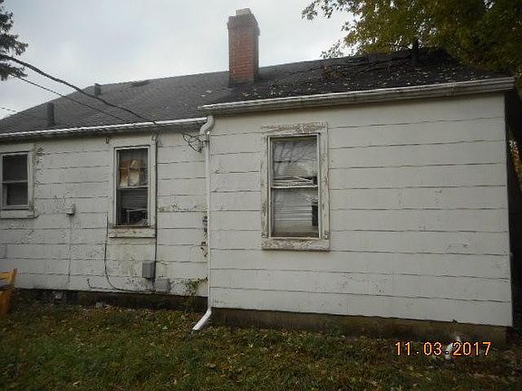 3rd image of 3139 E 6th Ave