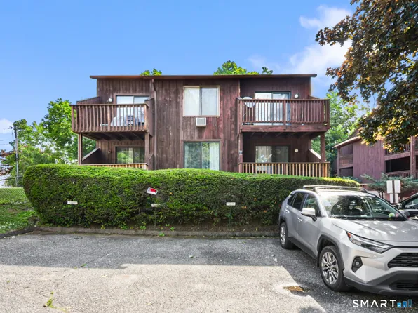 1 Fairfield Avenue #3, Danbury, CT 06810