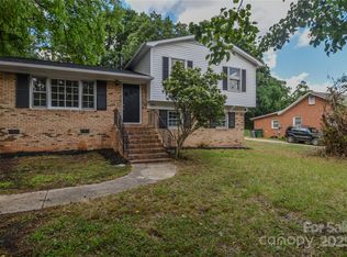 6921 Idlewild Rd, Charlotte, NC 28212