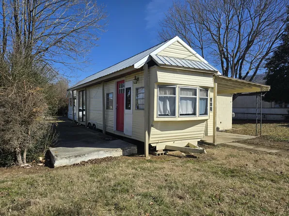 (undisclosed Address), Elizabethton, TN 37643
