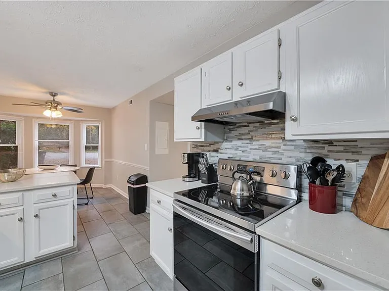 4542 Coopers Creek Pl SE — Photo 7