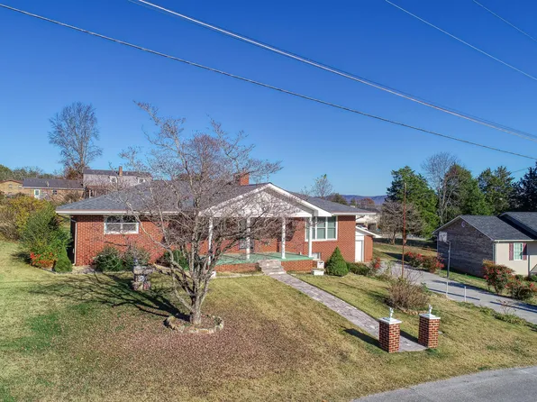 202 Bernard Ave, Church Hill, TN 37642