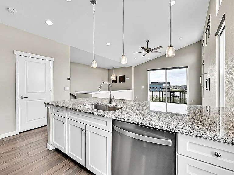 2407 Zorro Hts — Photo 13