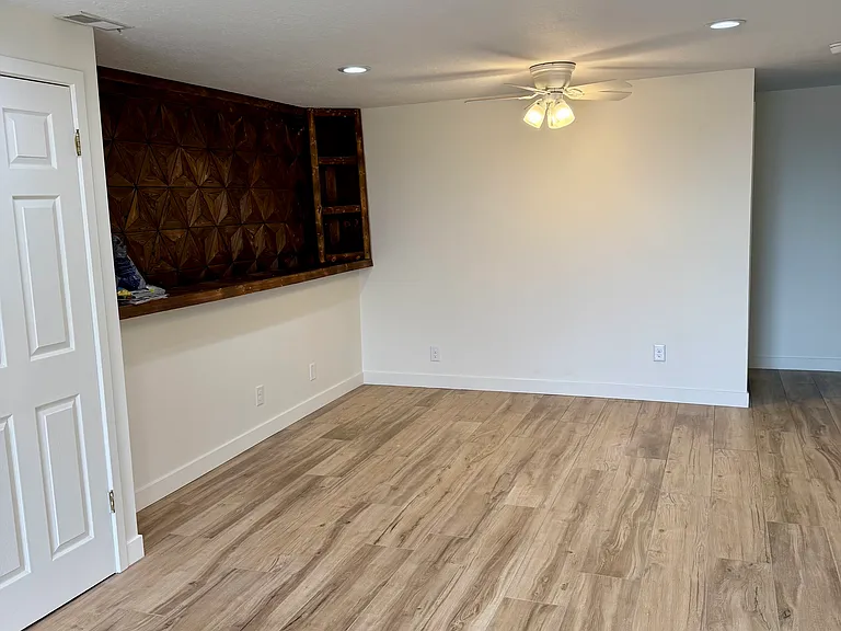 1349 E 3090 N — Photo 3