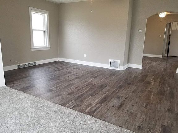 5th image of 2205 W 4th St