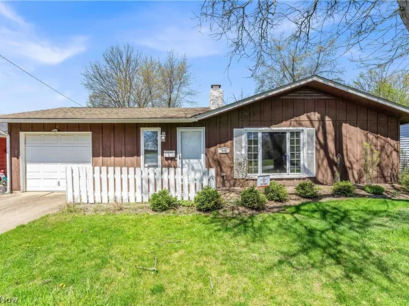 446 Yearling Dr, Berea, OH 44017